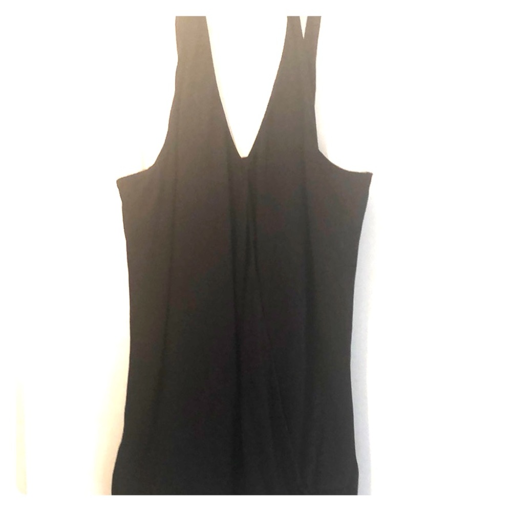 Maurices NWT Black criss cross front tank